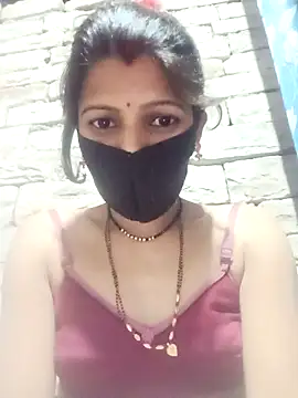 Snapshot of Divya-11431 chatting on 02/19/26, 03:19 Divya-11431 online show from 02/19/26, 03:19