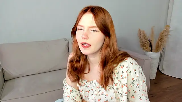 Julia Anis online show from 03/09/26, 01:09