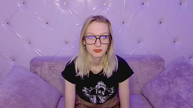 Akiro Kim7 online show from 02/17/26, 02:19