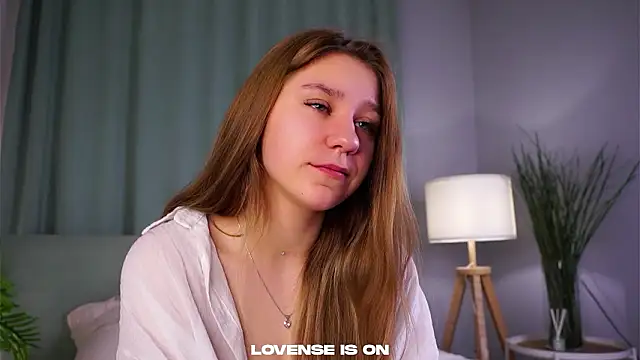 ShantellAngulo online show from 02/09/26, 01:09