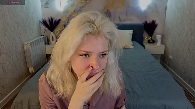 Kate Krose online show from 02/17/26, 01:02