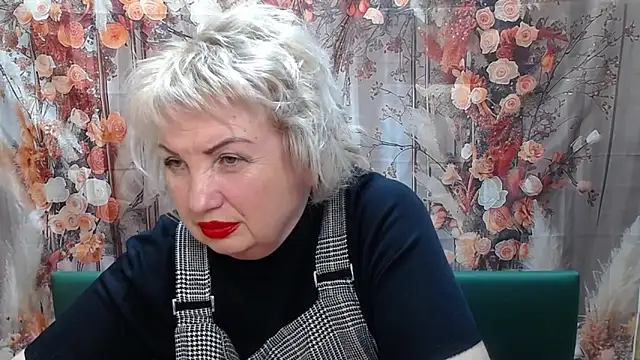 Snapshot of RenataDaster chatting on 02/26/26, 06:29 RenataDaster online show from 02/26/26, 06:29