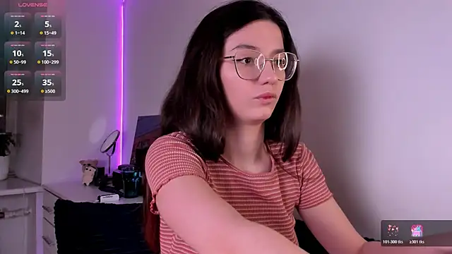 miabellee  online show from 03/20/26, 12:37