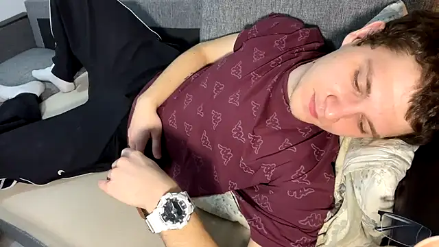 Snapshot of Bob_bucks chatting on 03/11/26, 12:16 Bob bucks online show from 03/11/26, 12:16