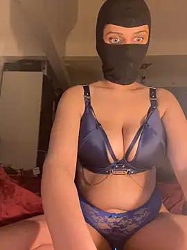 Snapshot of HelinHot chatting on 02/24/26, 09:13 HelinHot online show from 02/24/26, 09:13