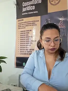 Snapshot of ISABELLA-24_ chatting on 02/04/26, 12:11 ISABELLA-24 online show from 02/04/26, 12:11