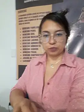 Snapshot of ISABELLA-24_ chatting on 02/13/26, 12:01 ISABELLA-24 online show from 02/13/26, 12:01