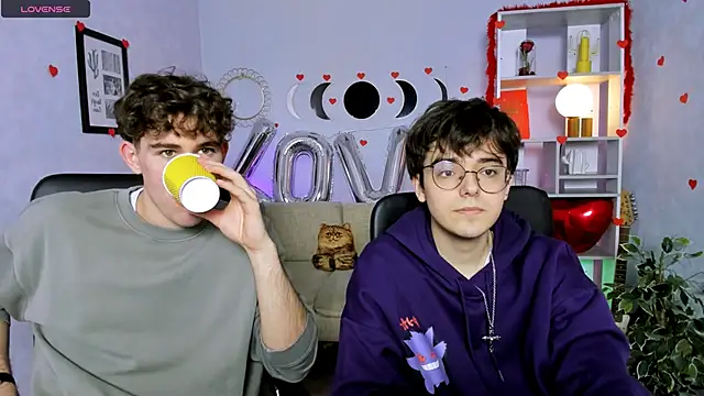 Snapshot of kevin_nix chatting on 02/12/26, 01:06 kevin nix online show from 02/12/26, 01:06