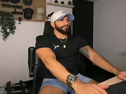 SamDornan51 online show from 02/01/26, 03:49