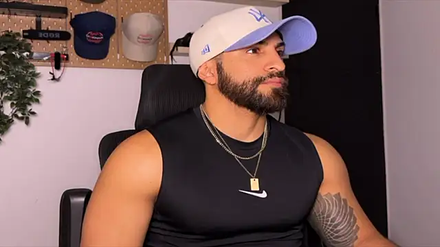 SamDornan51 online show from 02/14/26, 12:29