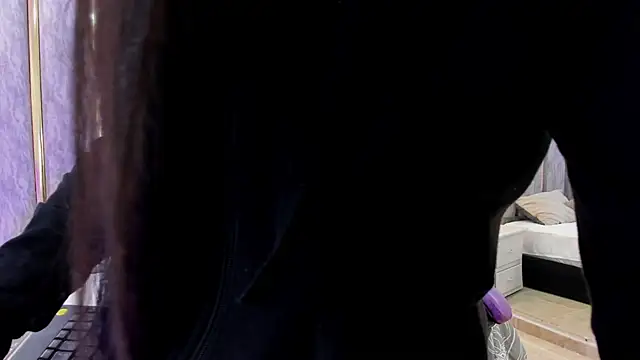 Snapshot of KeniaVelvet_ chatting on 02/04/26, 02:12 KeniaVelvet online show from 02/04/26, 02:12