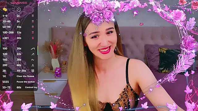 Snapshot of JasminUqueen chatting on 05/16/26, 02:19 JasminUqueen online show from 05/16/26, 02:19