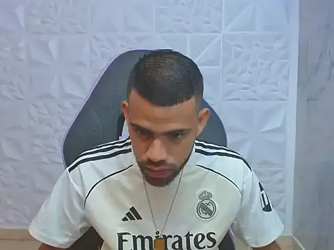 Snapshot of chacorta_ chatting on 03/05/26, 01:29 chacorta online show from 03/05/26, 01:29