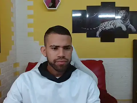 Snapshot of chacorta_ chatting on 04/02/26, 12:58 chacorta online show from 04/02/26, 12:58