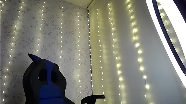 Snapshot of moriah_h chatting on 02/08/26, 12:52 moriah h online show from 02/08/26, 12:52