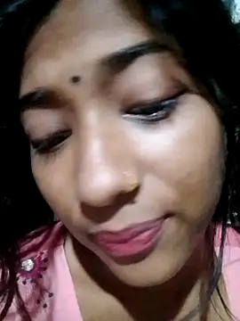 Cute-Tanisa- online show from 06/30/26, 01:28