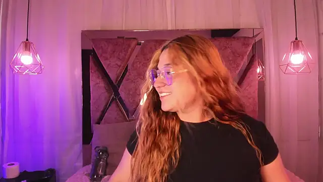 Snapshot of shantal_cooper_ chatting on 02/09/26, 07:18 shantal cooper online show from 02/09/26, 07:18