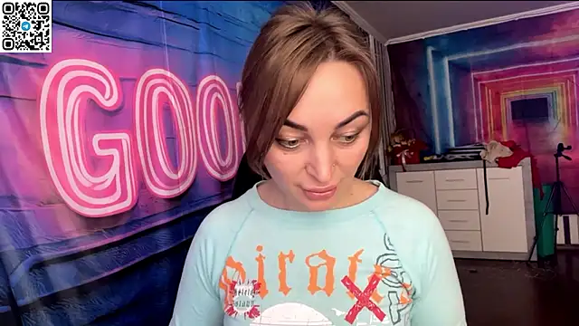 Vellora  online show from 03/22/26, 12:30