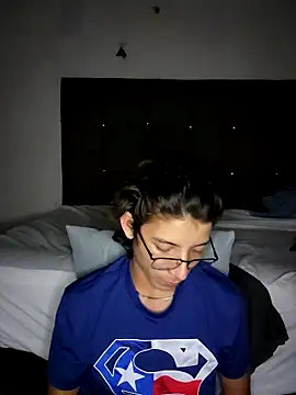 Snapshot of SolRakOF chatting on 02/16/26, 01:24 SolRakOF online show from 02/16/26, 01:24