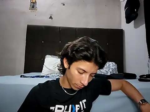 Snapshot of SolRakOF chatting on 02/20/26, 01:24 SolRakOF online show from 02/20/26, 01:24