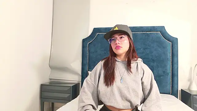 AntonellaBons online show from 03/05/26, 11:34