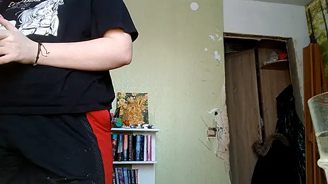 Snapshot of VannessaDillenbeck chatting on 02/18/26, 07:15 VannessaDillenbeck online show from 02/18/26, 07:15