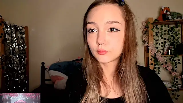 HoneyComfy online show from 05/11/26, 02:12