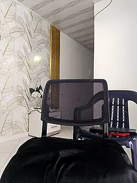 Nala OMG online show from 03/08/26, 08:45