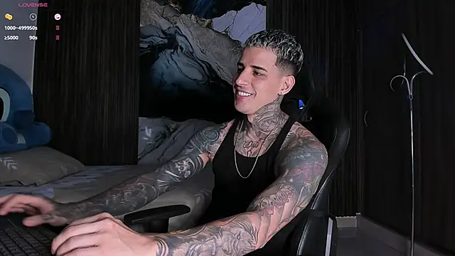 Snapshot of trisstann_ chatting on 02/25/26, 11:25 trisstann online show from 02/25/26, 11:25