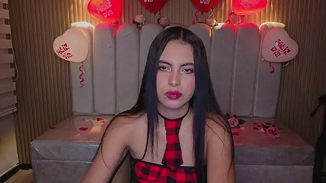 Perla lovely  online show from 02/14/26, 12:46