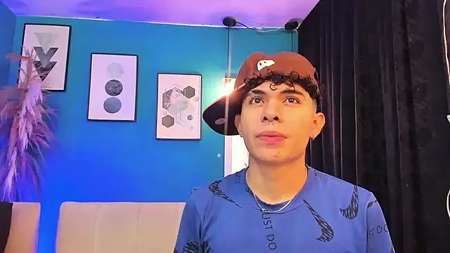 Snapshot of DesiresOfOlympus_ chatting on 02/08/26, 12:08 DesiresOfOlympus online show from 02/08/26, 12:08