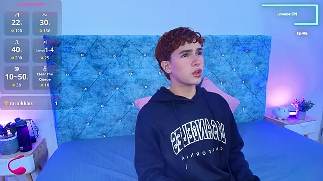 Snapshot of ryan_onFire chatting on 02/19/26, 11:17 ryan onFire online show from 02/19/26, 11:17