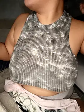 soylula884 online show from 04/10/26, 01:27