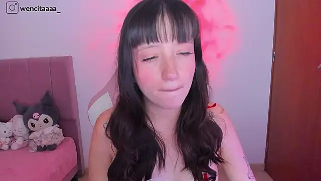 Snapshot of wenn_ chatting on 02/06/26, 01:43 wenn online show from 02/06/26, 01:43