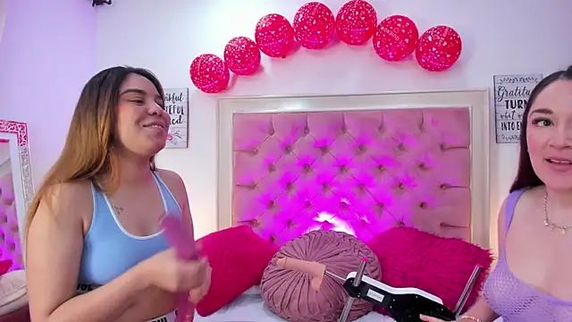 Snapshot of AmbarClarck chatting on 02/10/26, 12:09 AmbarClarck online show from 02/10/26, 12:09