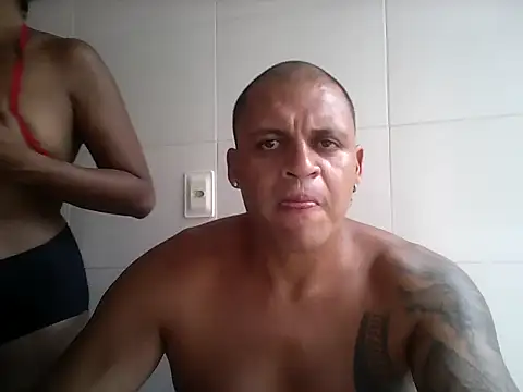 Cris Latrel online show from 02/04/26, 04:02