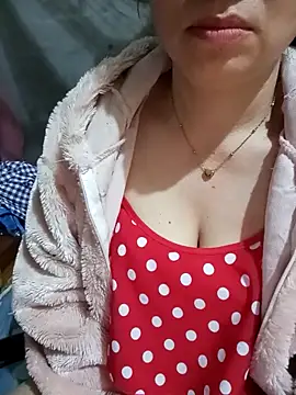 Snapshot of Arica_sexy001 chatting on 02/19/26, 02:24 Arica sexy001 online show from 02/19/26, 02:24