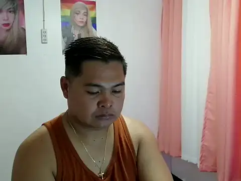 Snapshot of bigloadfox chatting on 06/21/26, 11:40 bigloadfox online show from 06/21/26, 11:40