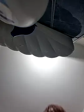-BabyBella- online show from 04/19/26, 12:04