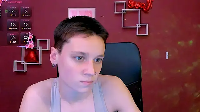 Snapshot of emi_fade chatting on 02/16/26, 01:51 emi fade online show from 02/16/26, 01:51