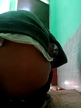 Snapshot of Sharmasamba chatting on 02/14/26, 09:50 Sharmasamba online show from 02/14/26, 09:50