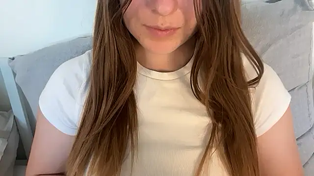 Lucyschickt online show from 05/29/26, 01:31