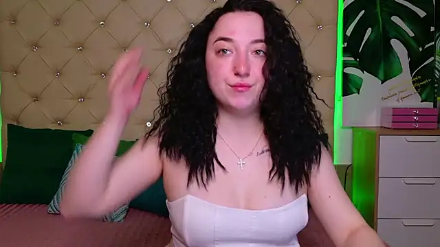 AwaMax online show from 04/09/26, 04:56