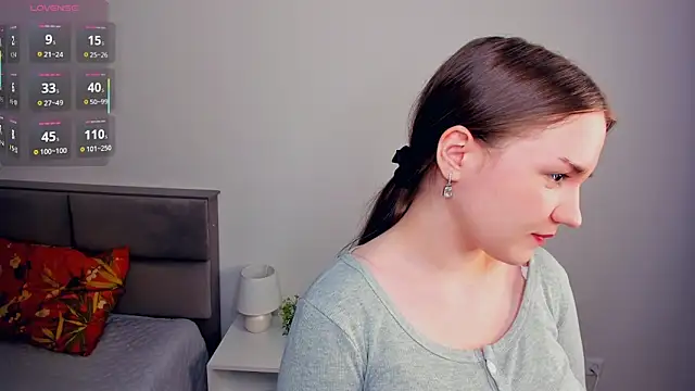 CrissyKales online show from 03/09/26, 05:50