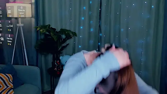 CrissyKales online show from 04/13/26, 07:52