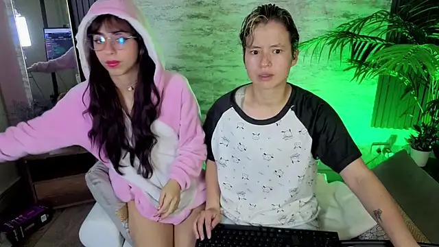 suggar angel online show from 03/12/26, 12:00