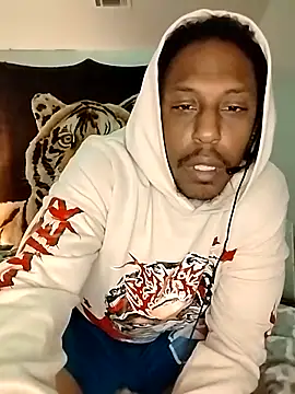 allenray2618 online show from 02/01/26, 07:51