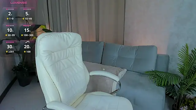 Monika Martinezz online show from 05/23/26, 04:07