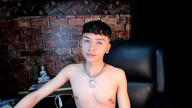 Snapshot of Camilo_X_x chatting on 02/25/26, 12:04 Camilo X x online show from 02/25/26, 12:04