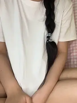 Luna Nhii05 online show from 02/03/26, 08:41